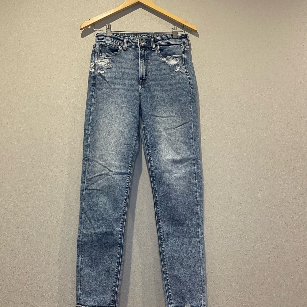 American Eagle Stretch Mom Jeans